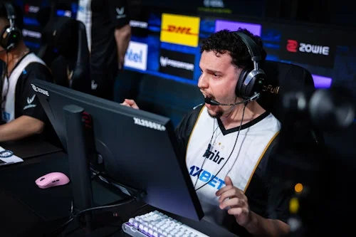 MIBR VS ETERNAL FIRE: TÂN BINH TOMASZIN CÓ GIÚP MIBR GIÀNH LỢI THẾ TẠI IEM BEIJING 2026?