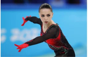 KAMILA VALIEVA BỊ THU HỒI TƯ CÁCH VẬN ĐỘNG VIÊN TRUNG LẬP